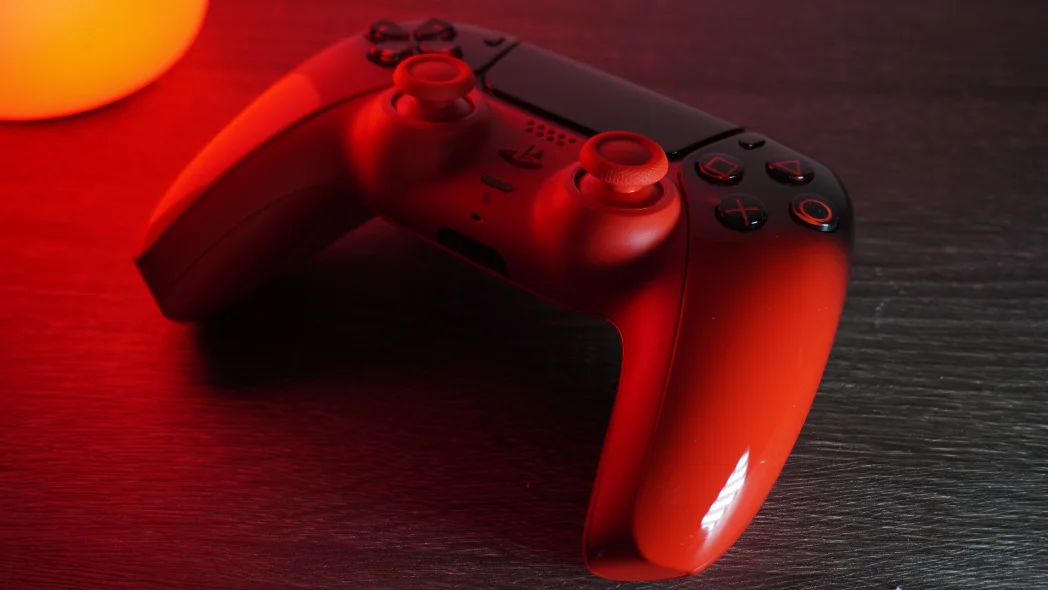 دسته PS5 قرمز مشکی - Techno Red